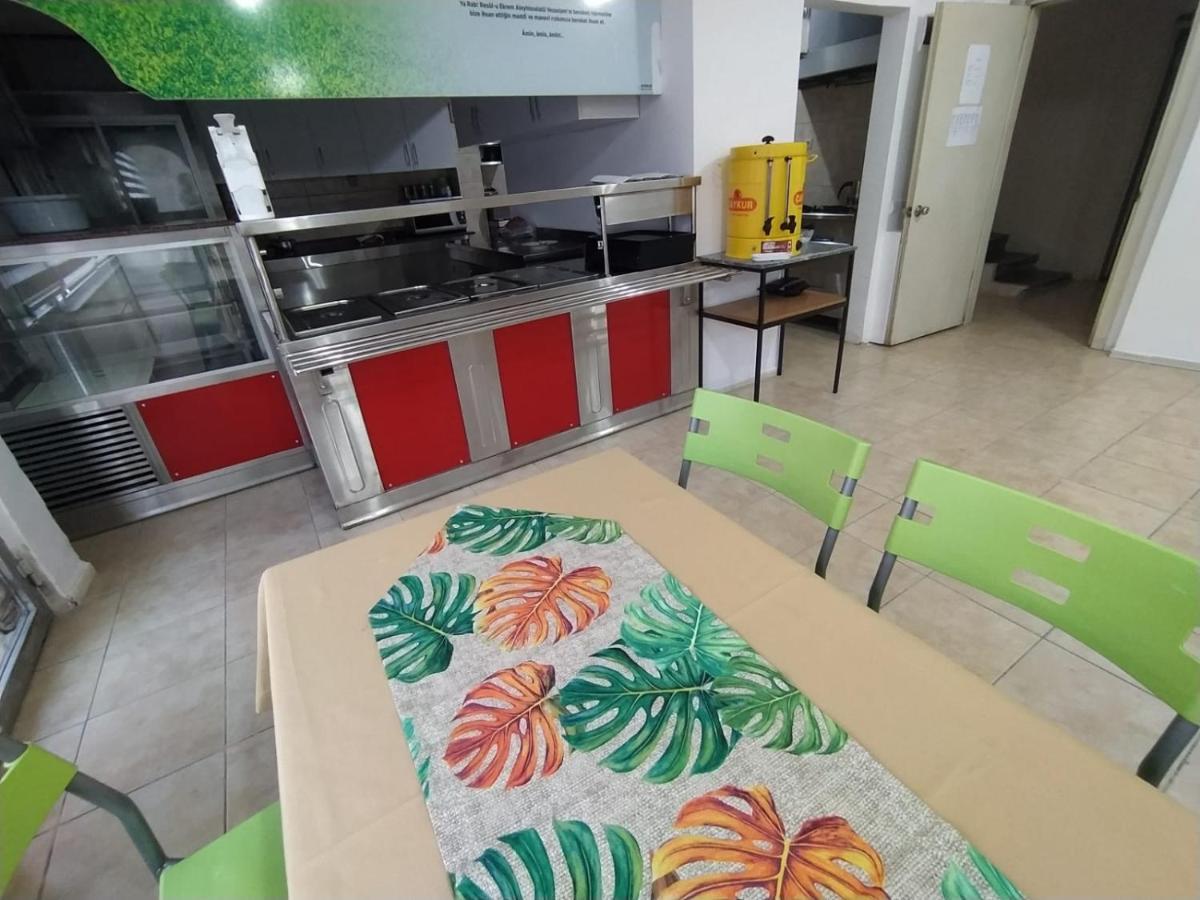 Ipek Pansiyon & Hostel Rize Esterno foto