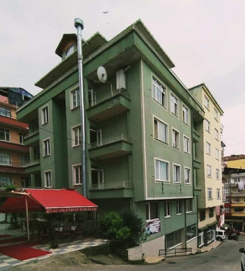 Ipek Pansiyon & Hostel Rize Esterno foto